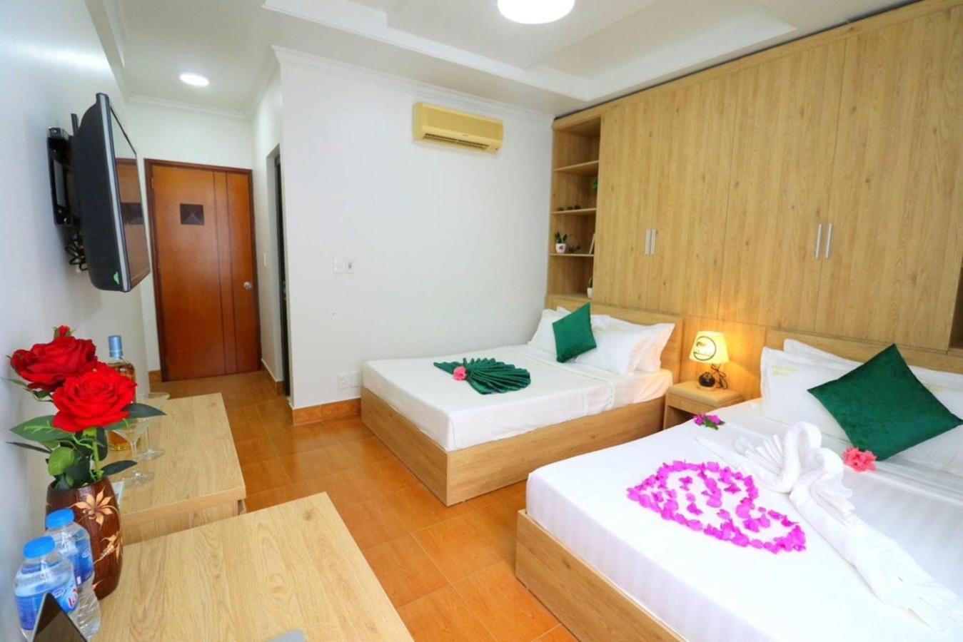 Cat Ba Madame Duyen Hotel Chan Chau Екстериор снимка
