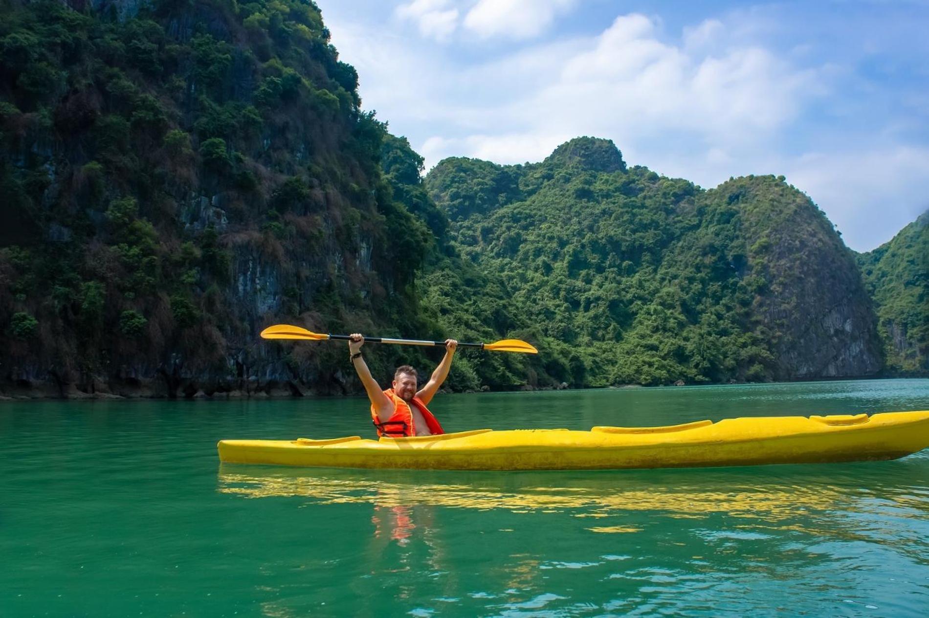 Cat Ba Madame Duyen Hotel Chan Chau Екстериор снимка